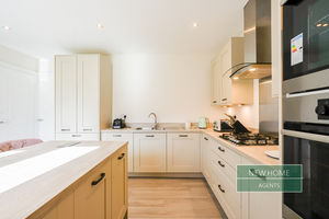 Photo 14- click for photo gallery